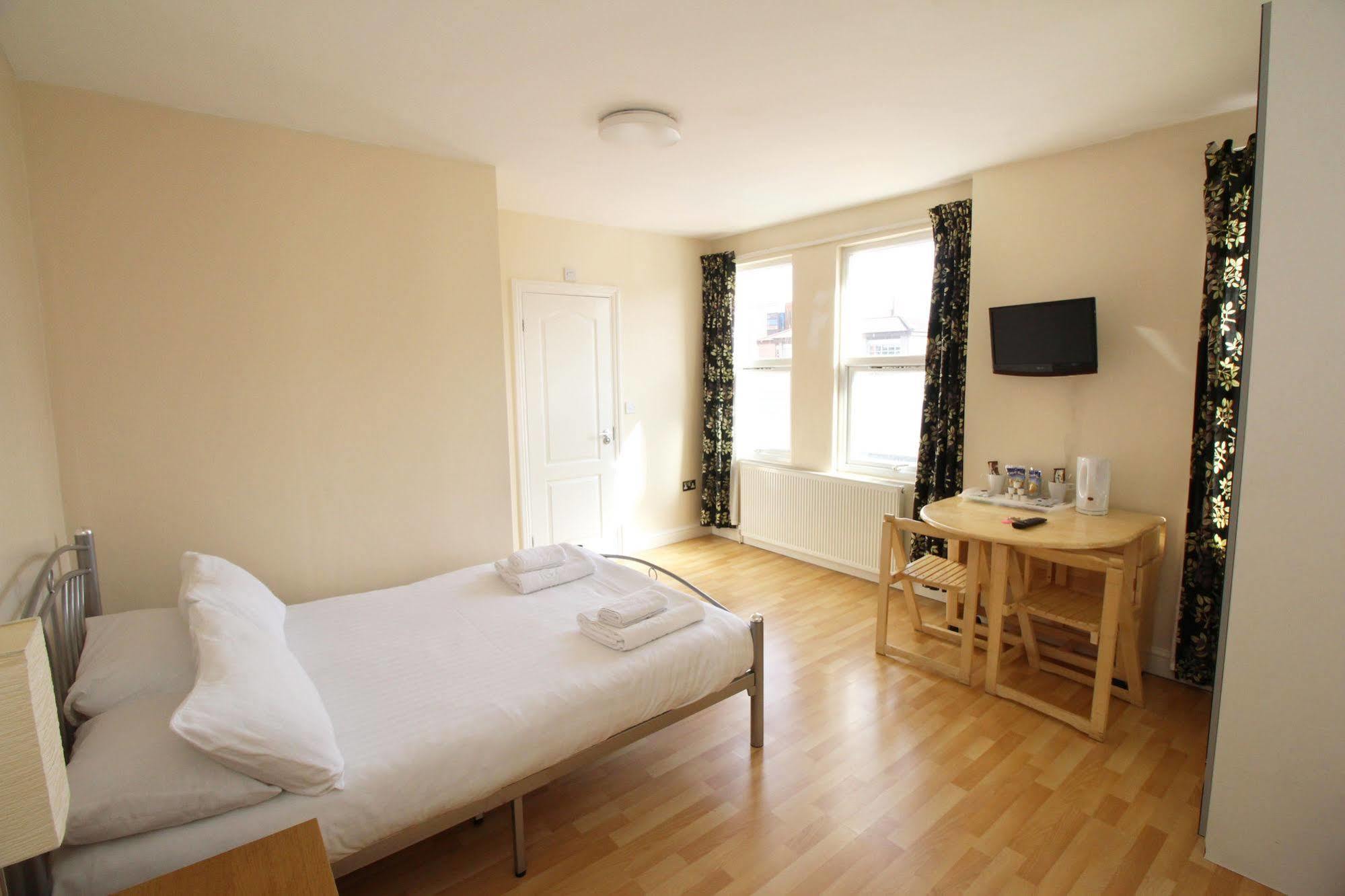 לונדון Flexistay Aparthotel Tooting מראה חיצוני תמונה